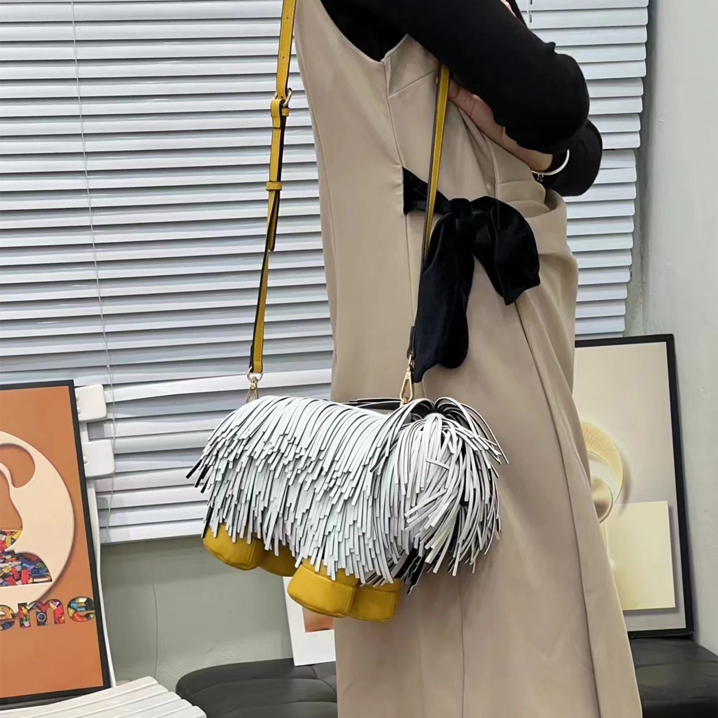 New Tassel Puppy Shaped Bag Wo - огляд і ціна Women'S Bags New Look